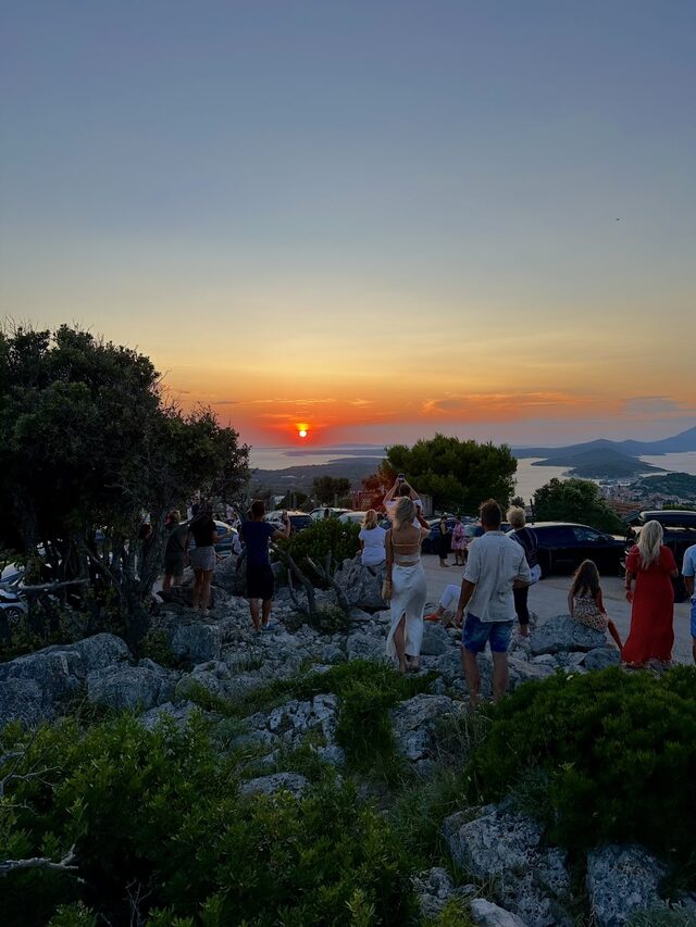 Západ slnka nad morom pri Mali Lošinj